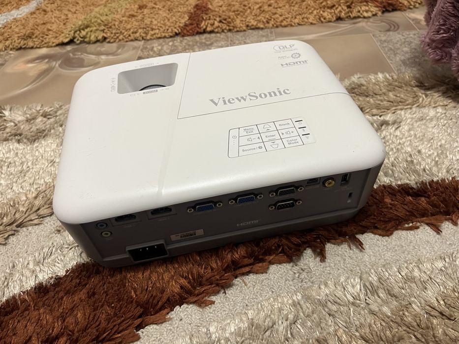 продам проектор PA503W