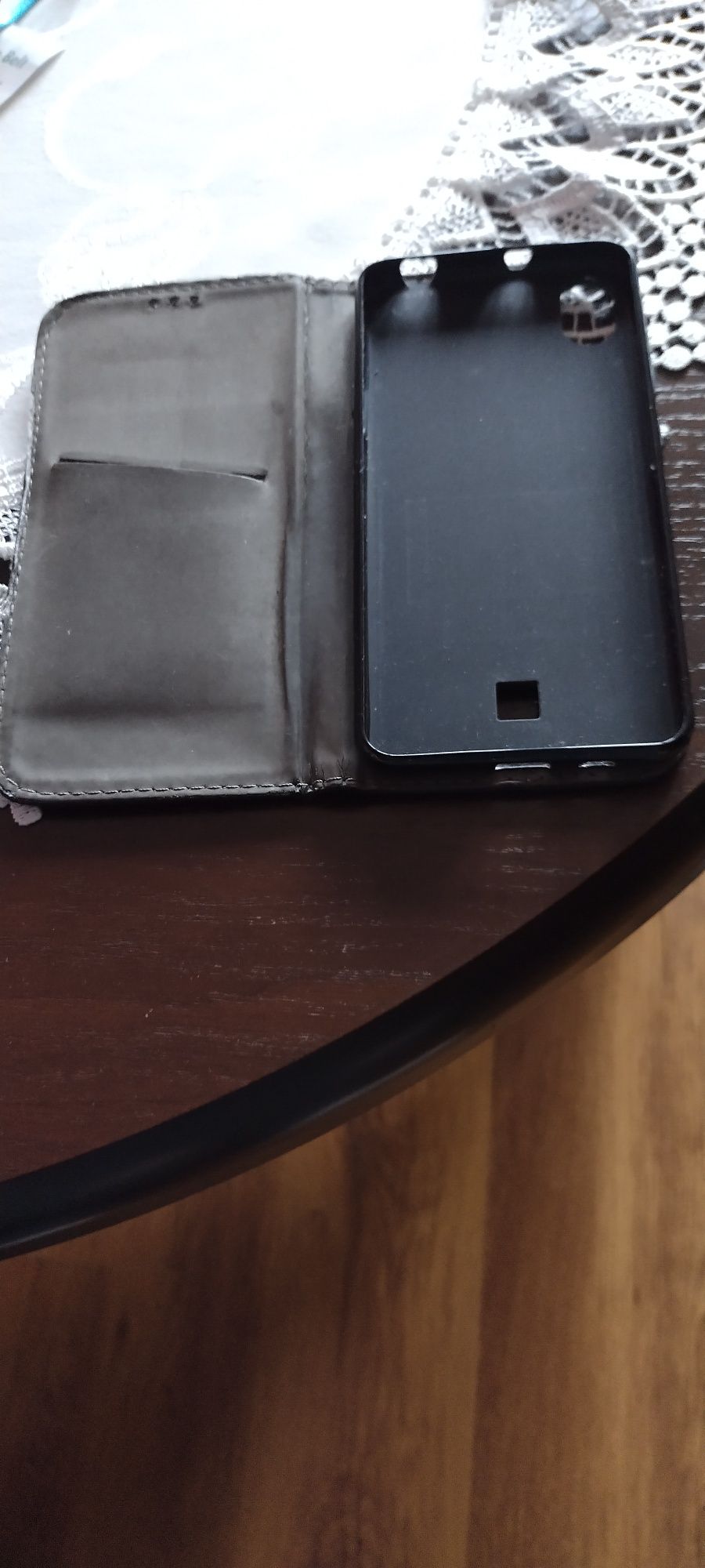 Etui  na telefon LG K20