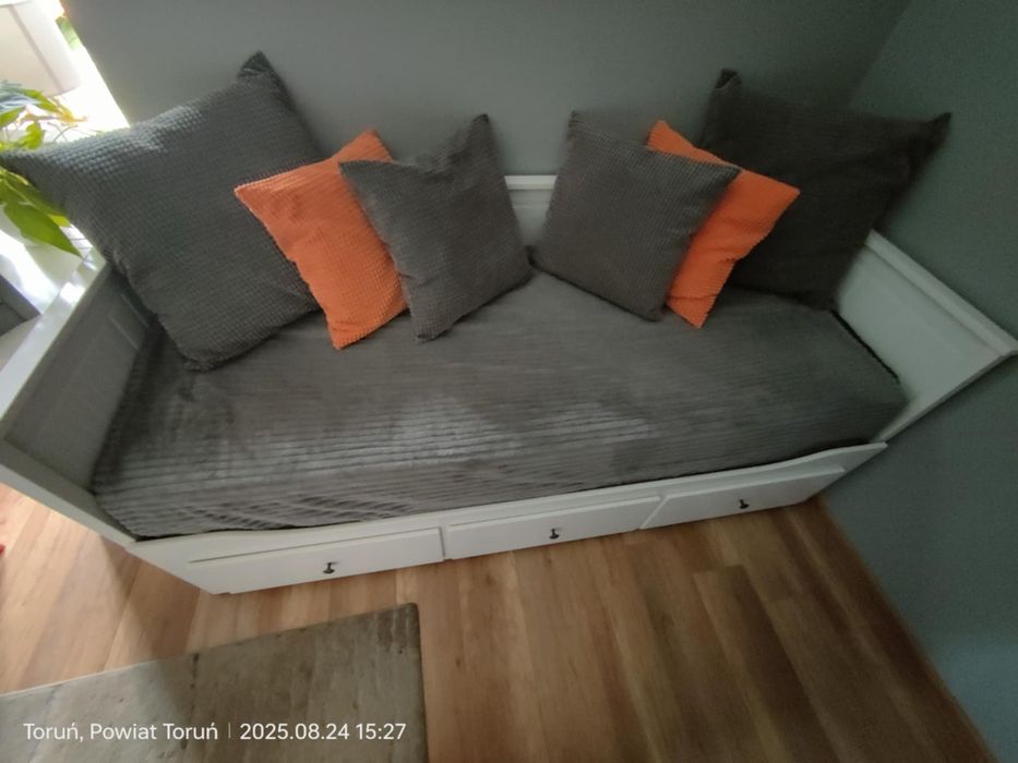 IKEA łóżko Hemnes idealna sofa leżanka rozkładane