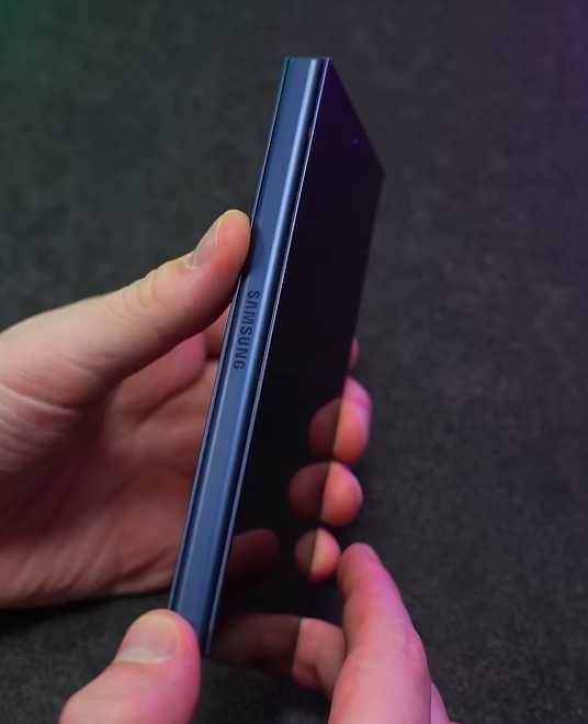 куплений в цитрусі Samsung Galaxy Z Fold 6