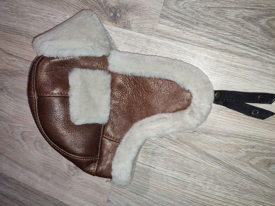 Czapka Uszatka pilotka skórzana