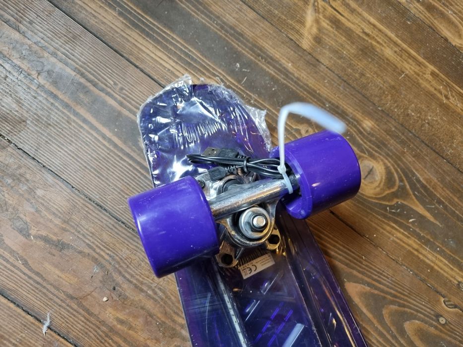 Deskorolka świecąca LED