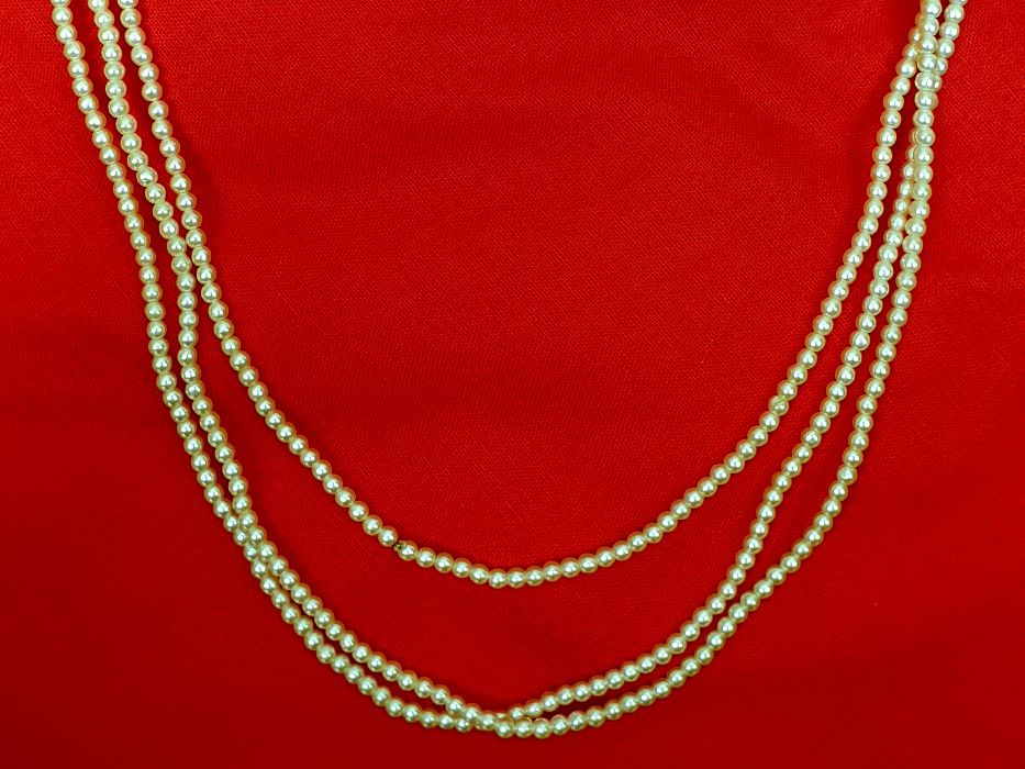 Naszyjnk - sztuczne perły - trzy sznury