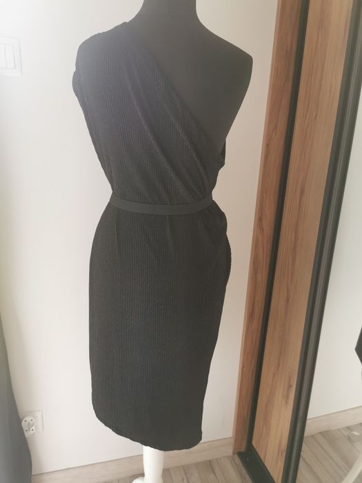 Sukienka asymetryczna S