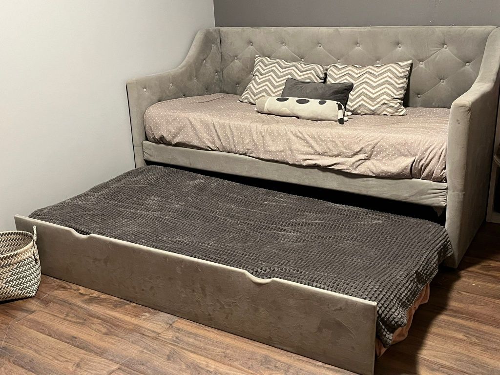 Cama dupla estofada