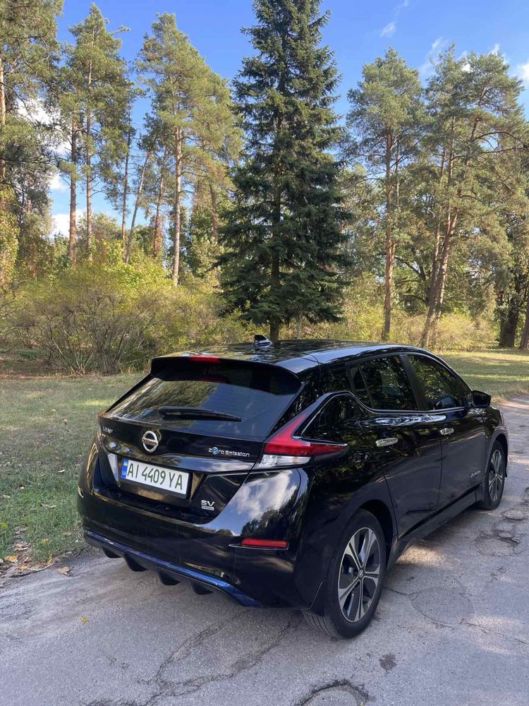 Nissan Leaf 2019 (електро)