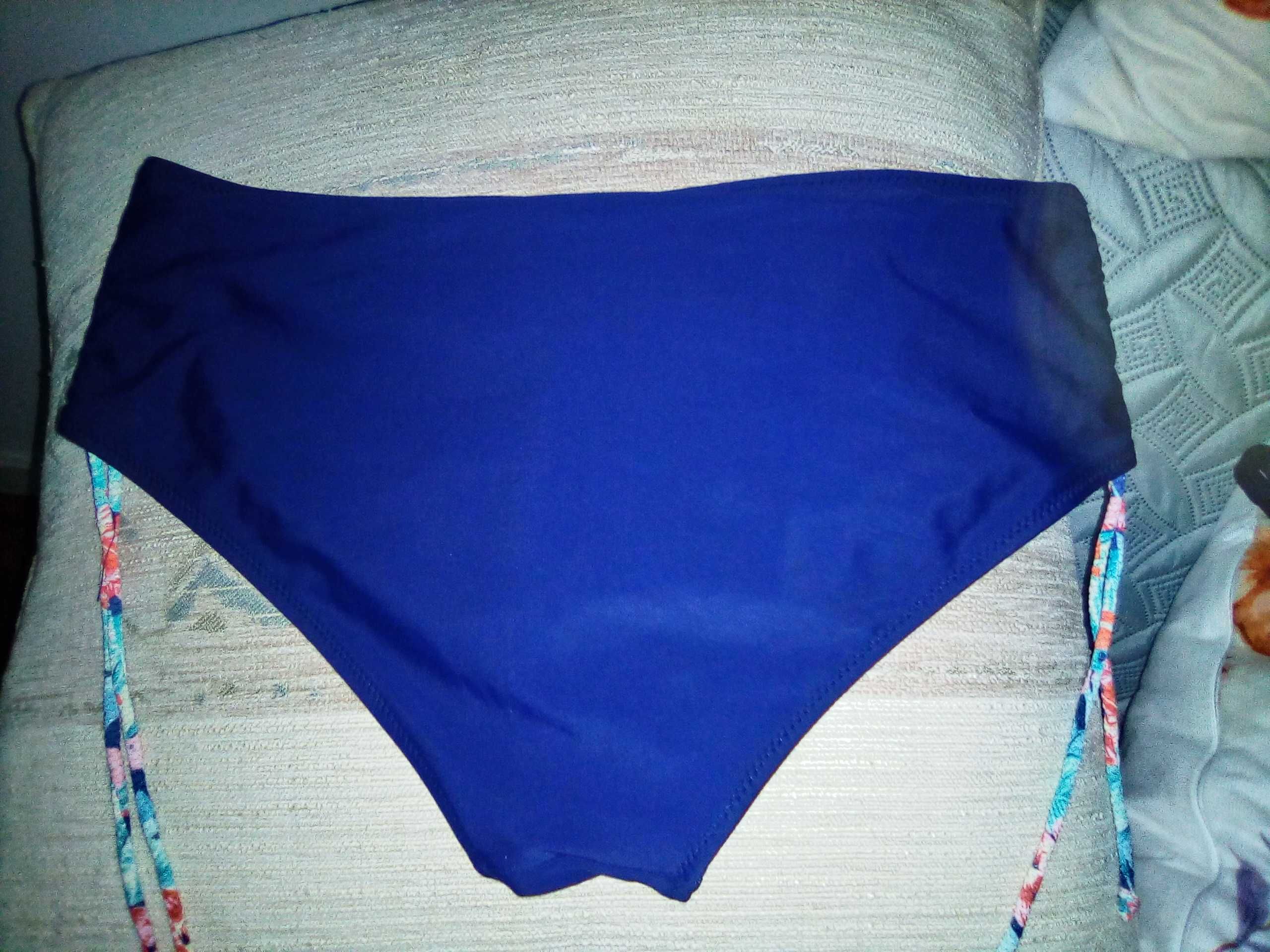 Bikini com duas peças