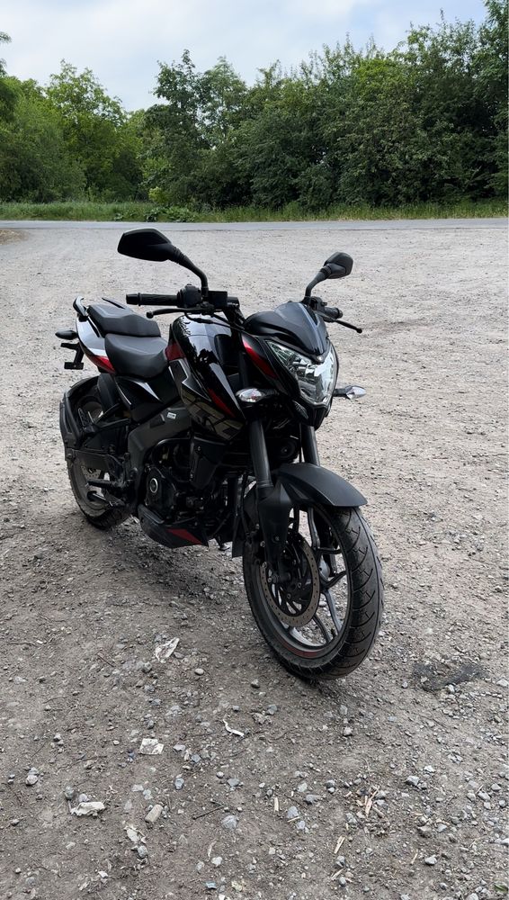 Bajaj pulsar ns200