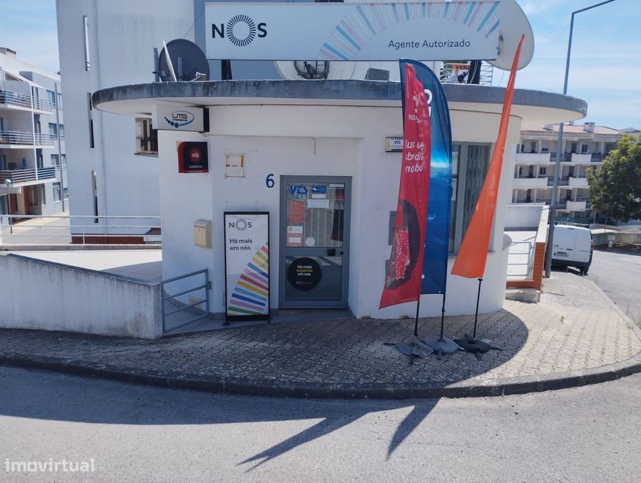 Loja em Santana-Sesimbra