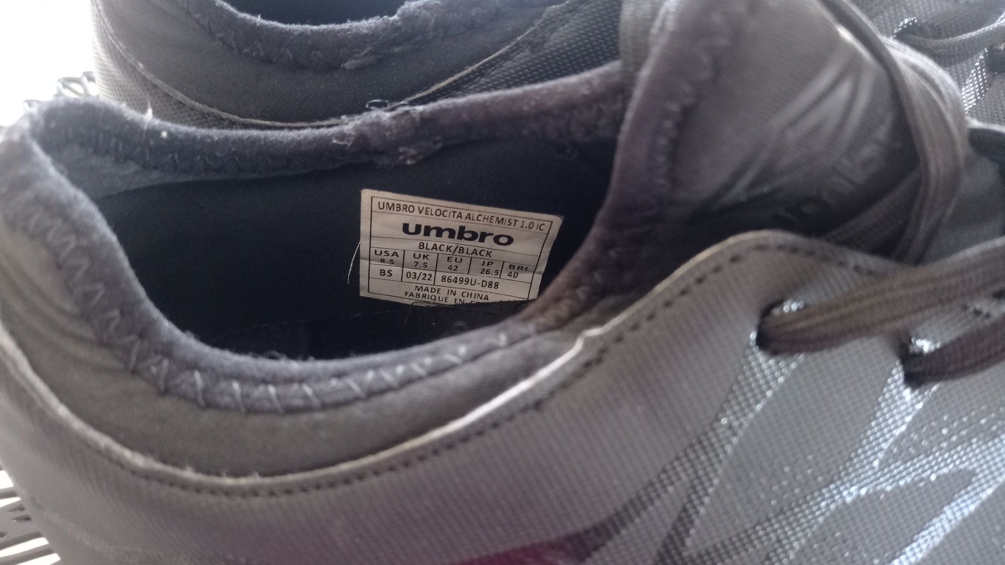 Sprzedam halówki Umbro