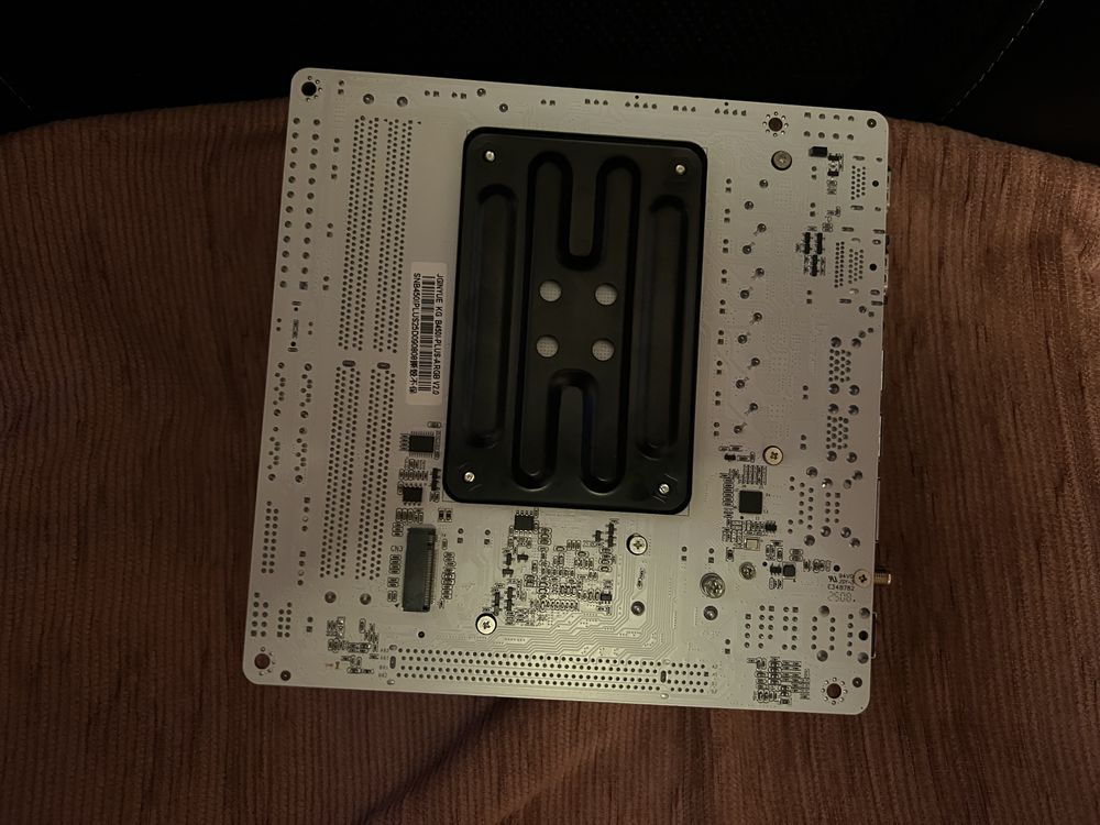 Jginyue b450 Plus / 5700x + кулер