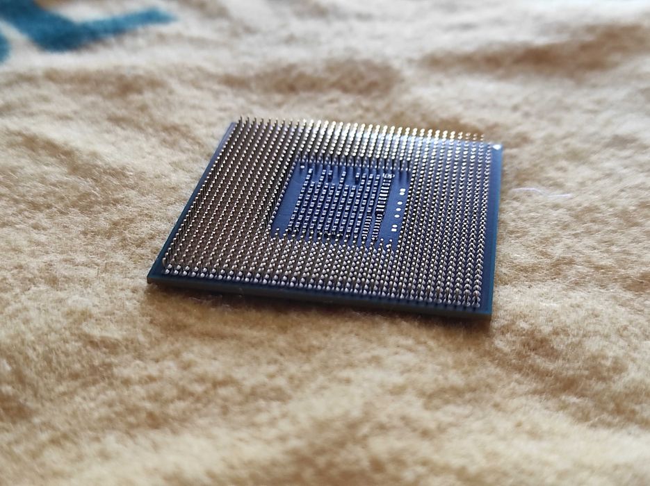 CPU Intel Core i5-2540m (3.3GHz/Sandy Bridge/3MB/HD Graphics 3000/35W)