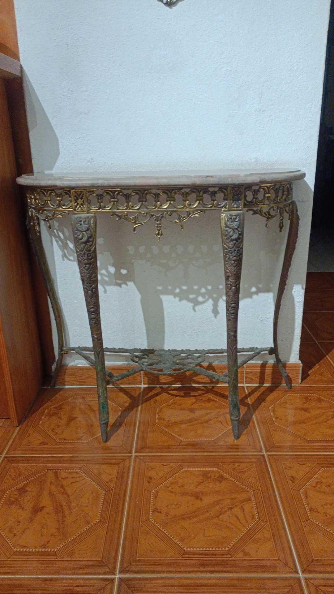 Mesa Cobre com Pedra Mármore