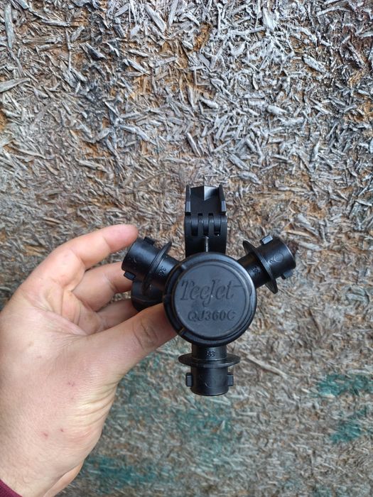 Корпус форсунки New Holland,  John Deere