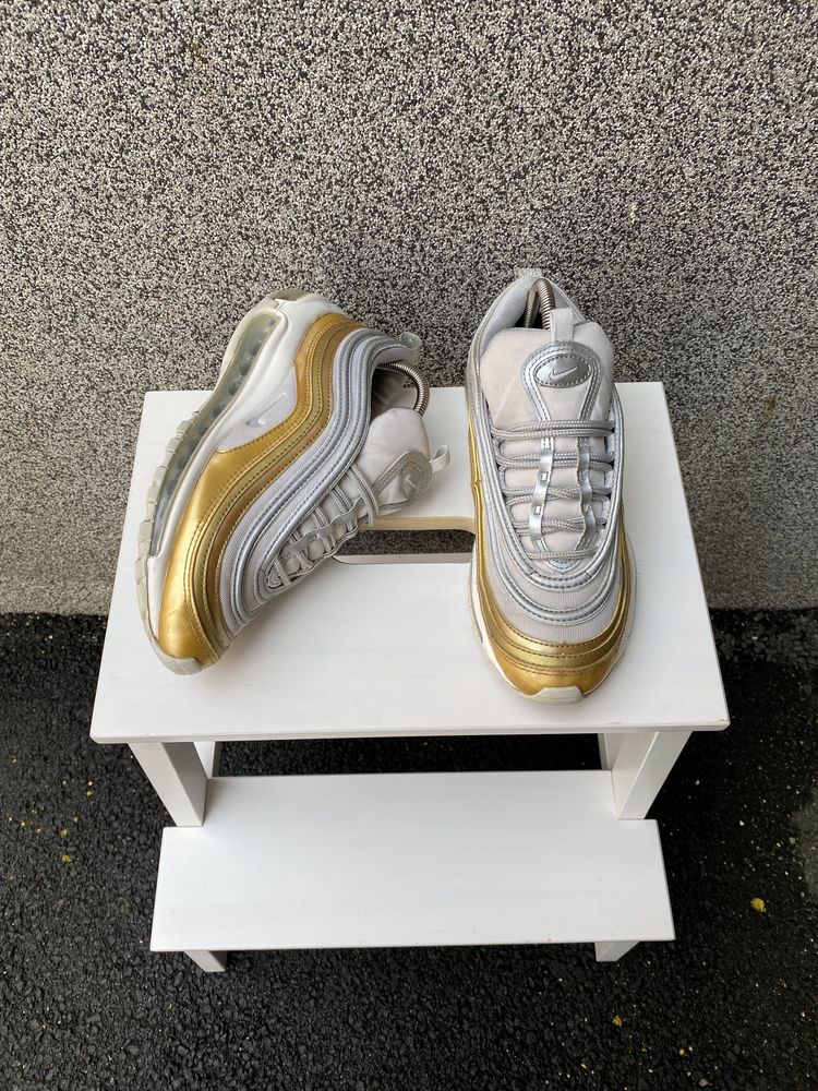 Оригінал кросівки Nike Air Max 97 Se AQ4137-001 38р 24см