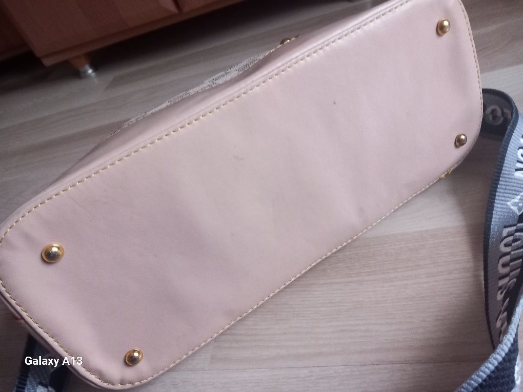 Louis vuitton torebka jasna