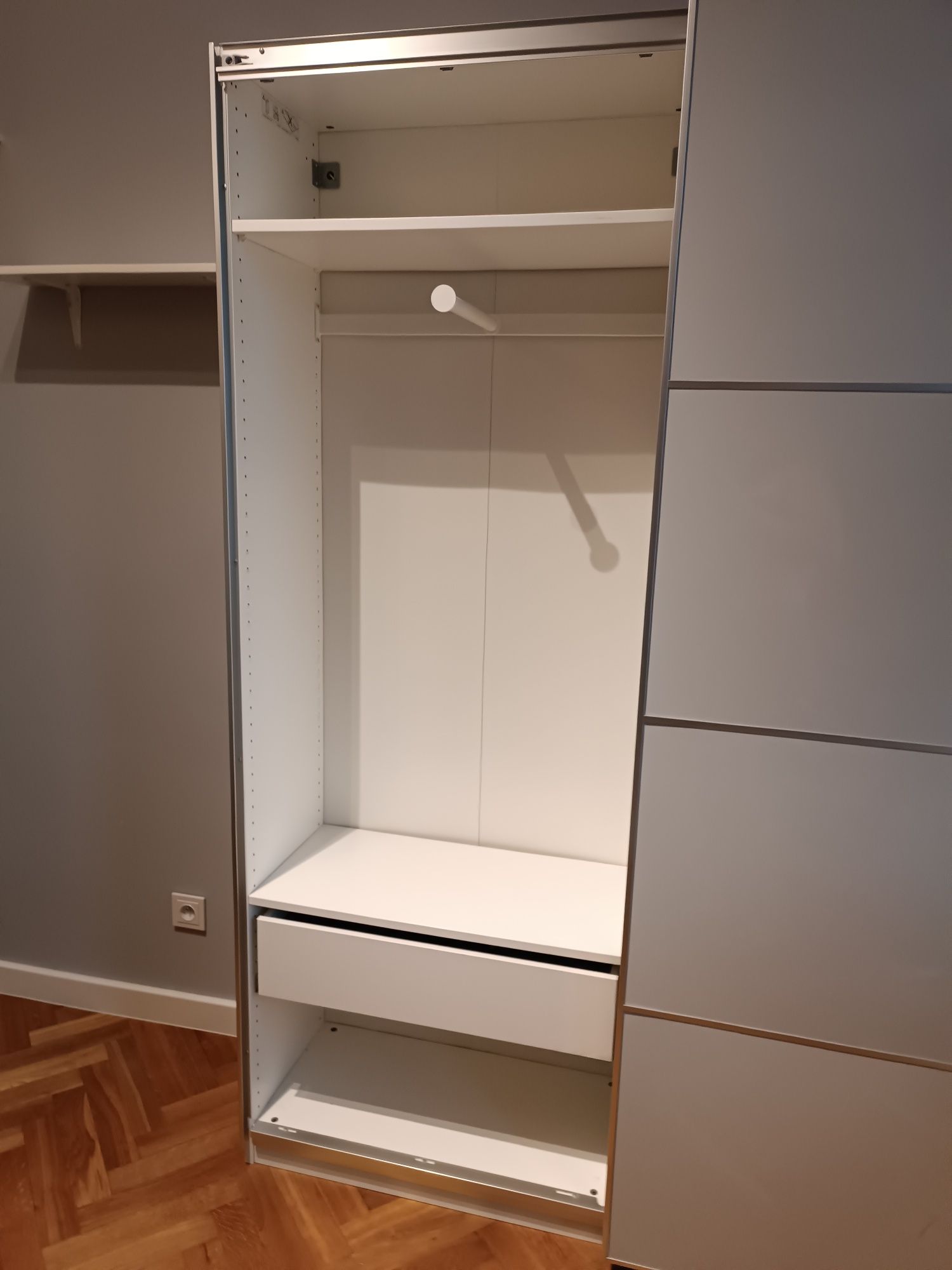 Szafa IKEA Hokksund 200x150x35