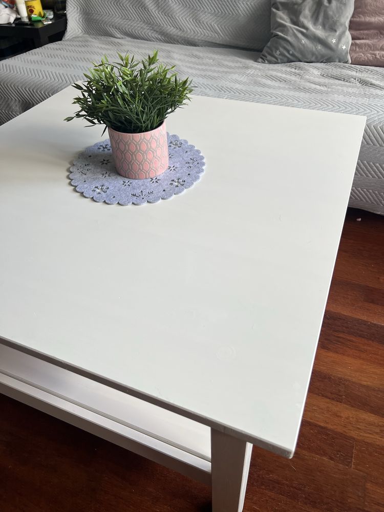 HEMNES Stolik kawowy, biała bejca 90x90cm