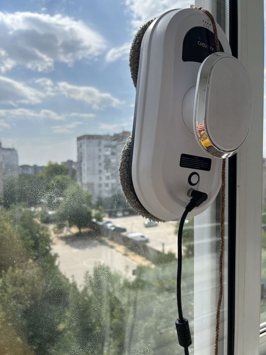 Прокат оренда робот для миття вікон