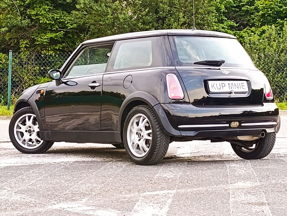 Mini Cooper 1.6B // 2004 // Super Stan // Klima // Zamiana //

Samochó