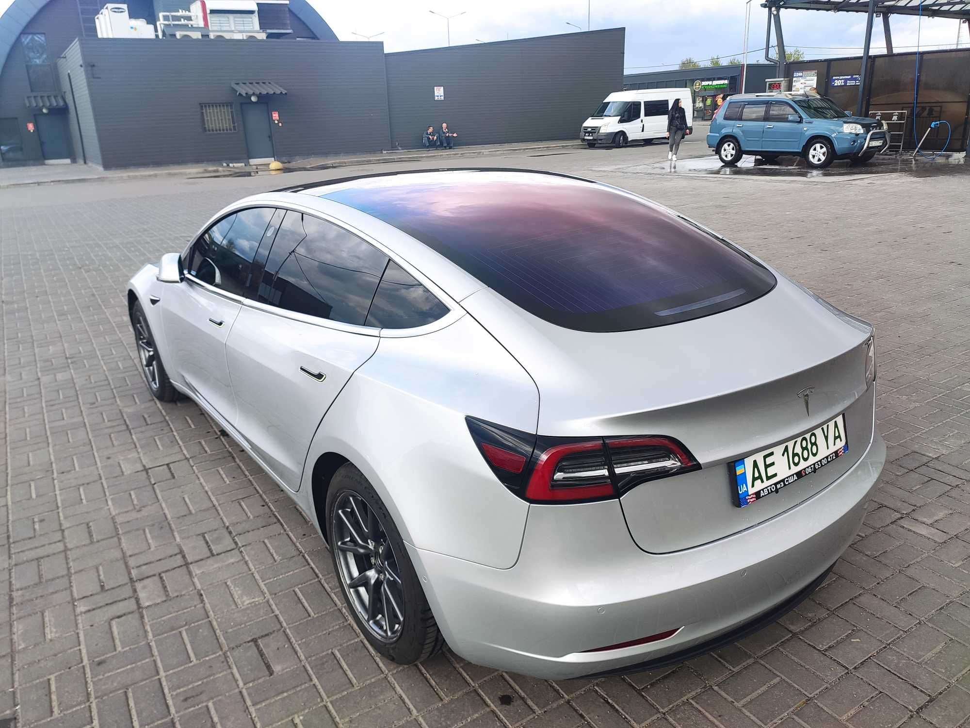 Tesla Model 3 Long Range