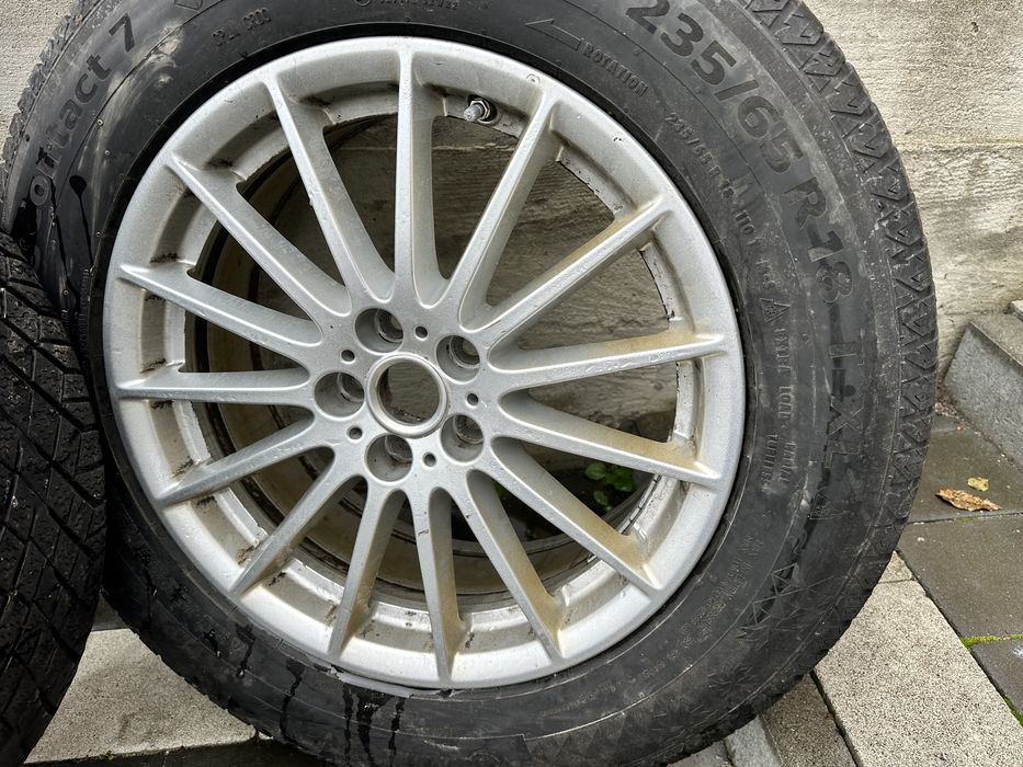 Шини зима з дисками R18 235/65 Jaguar i-pace