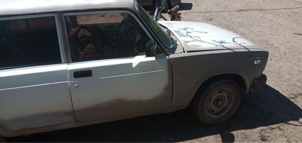 Продам ваз 21043