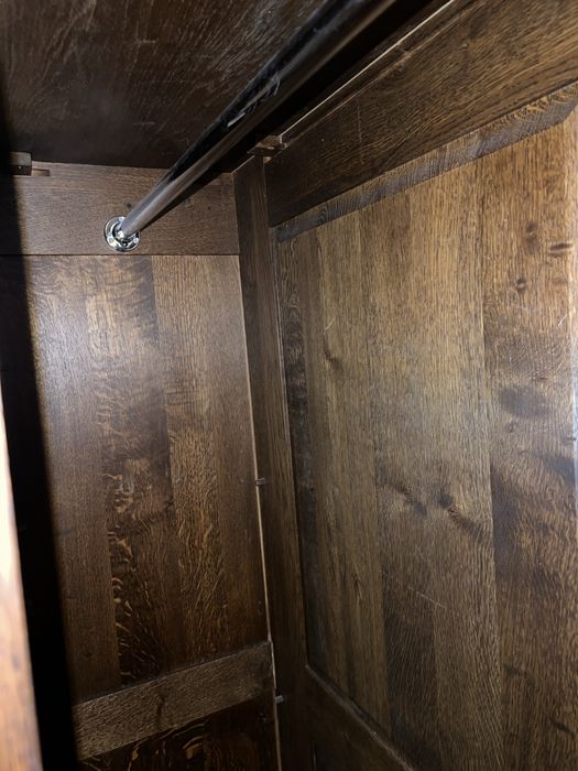 Szafa drewniana – klasyczna, solidna