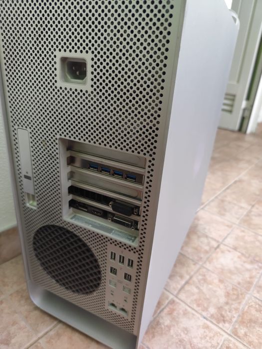 Mac Pro 5.1 impecável