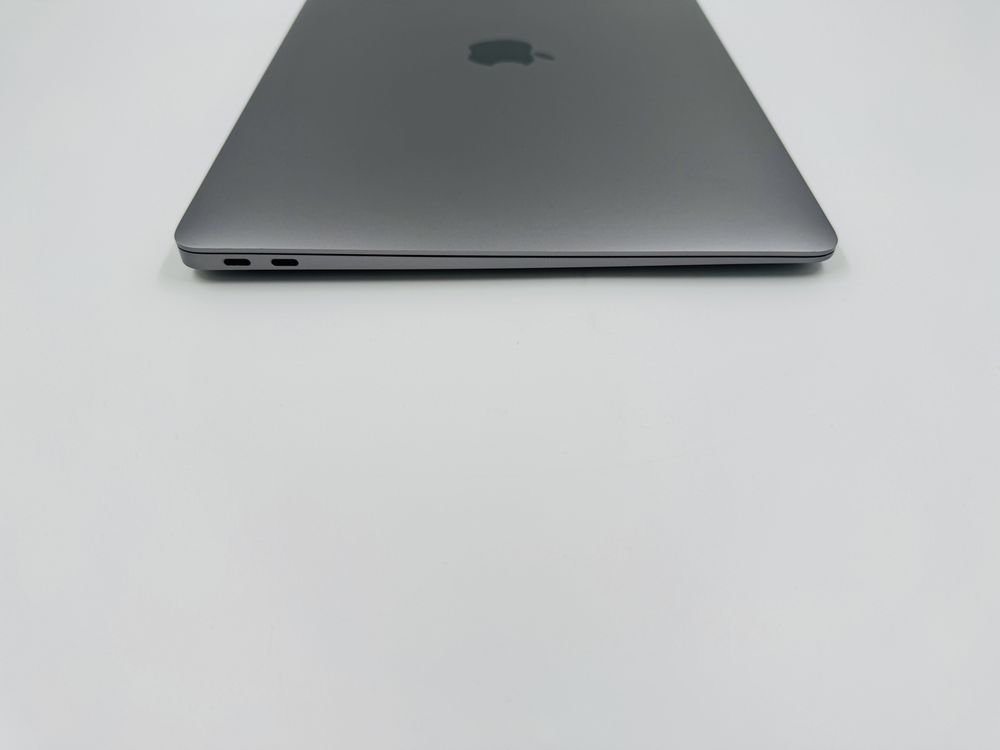 Apple Macbook Air 13 2020 M1 16GB RAM 256GB SSD IL5050