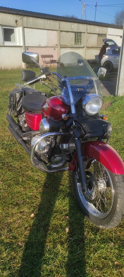 Honda Shadow by 125
