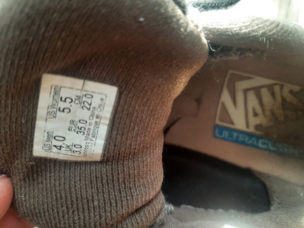 Buty Vans 35 jesień zima obuwie