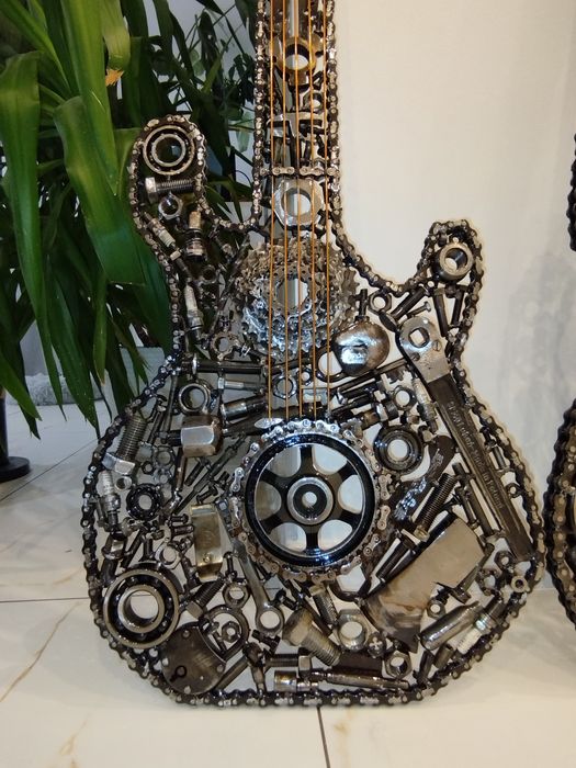 Gitara elektryczna loftowa