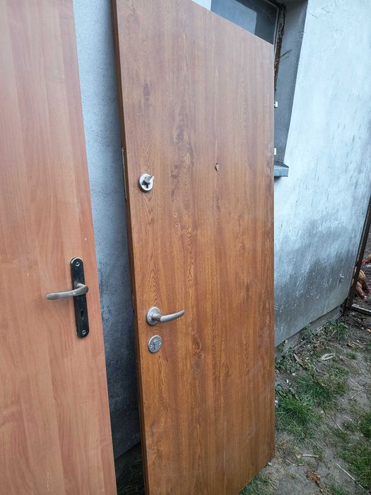 Drzwi metalowe prawe 80