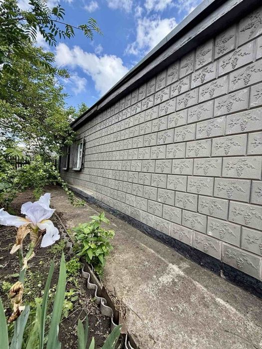 Будинок з великою ділянкою 3D ТУР