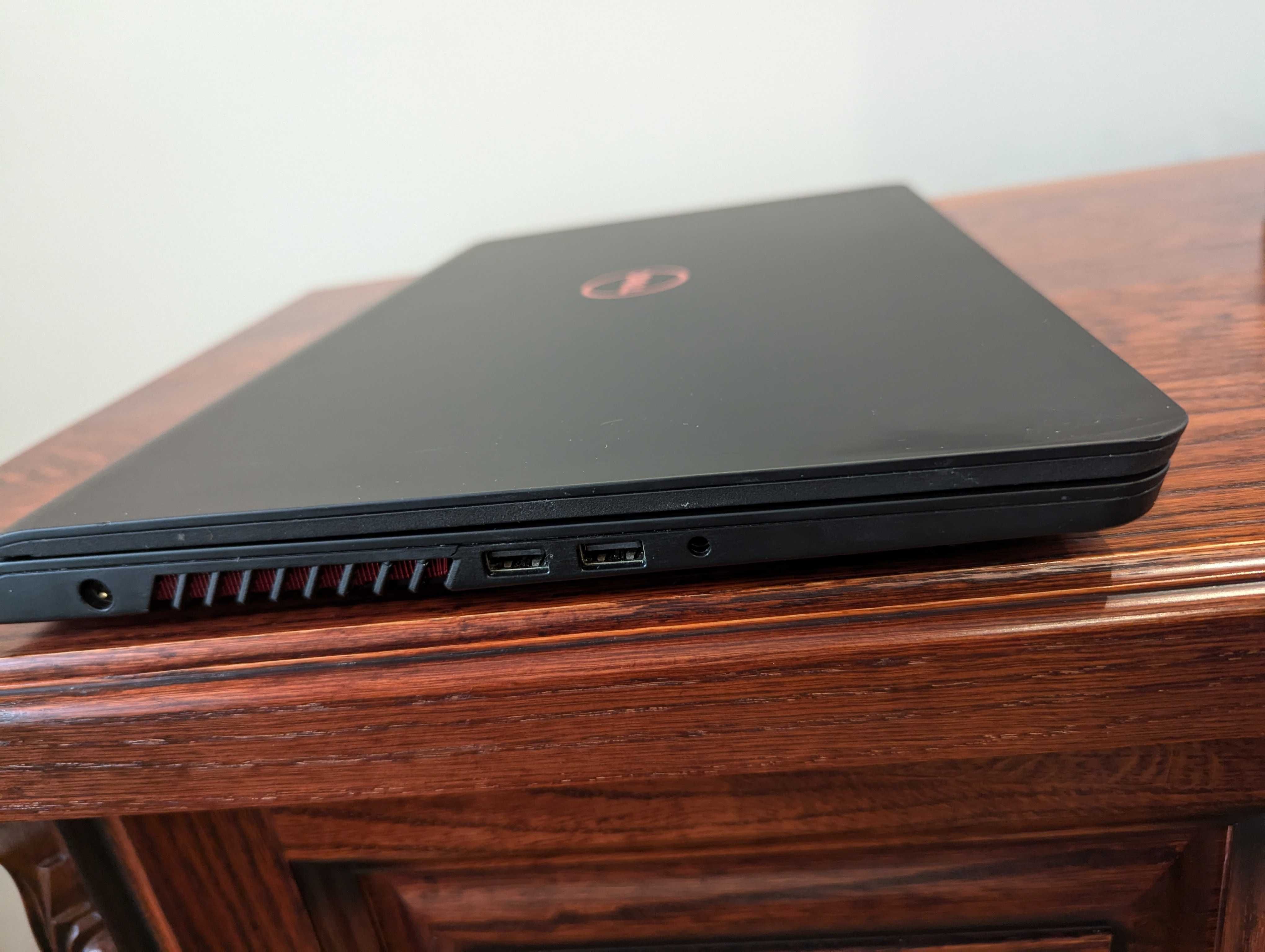 Ігровий ноутбук Dell Inspiron 5577 Gaming i5-7300HQ GeForce GTX 1050