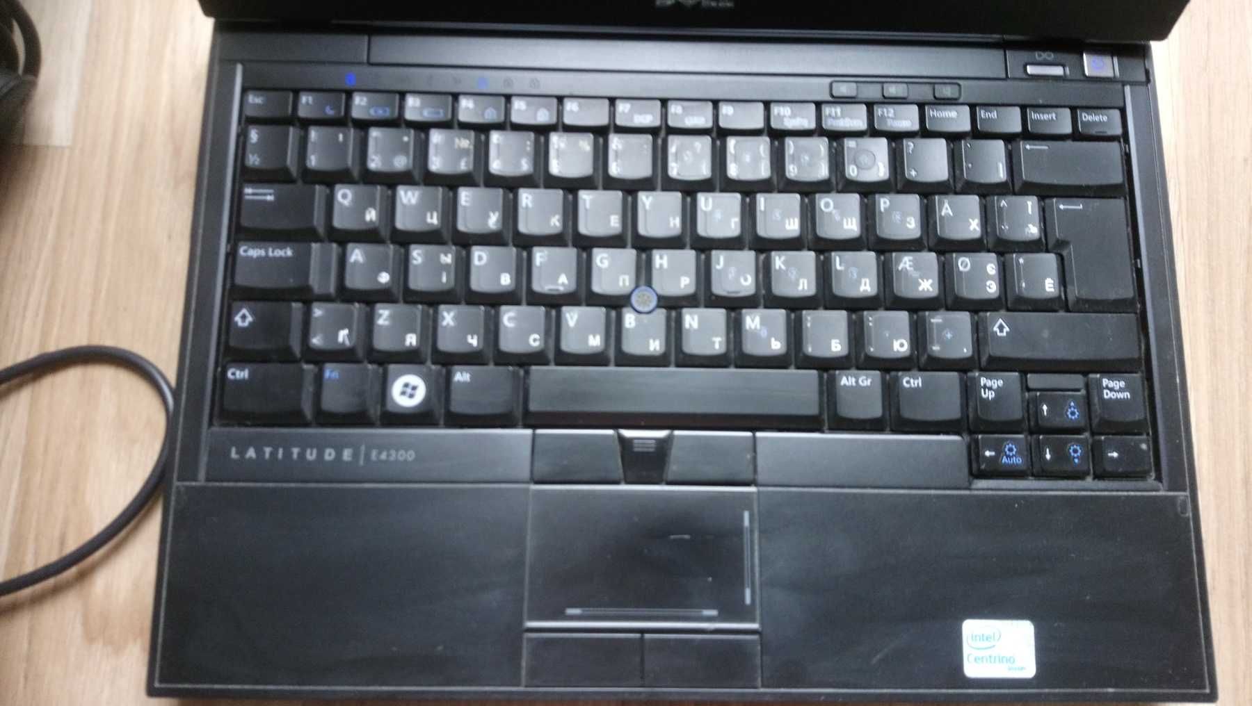 DELL Latitude E4300,IntelCore2Duo SP9400,250Gb HDD, 4Gb DDR3