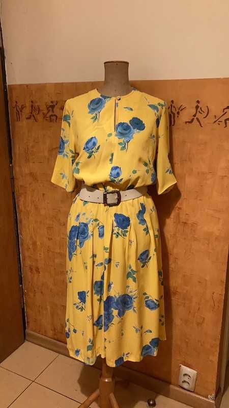 Żółta sukienka w niebieskie kwiaty, Vintage