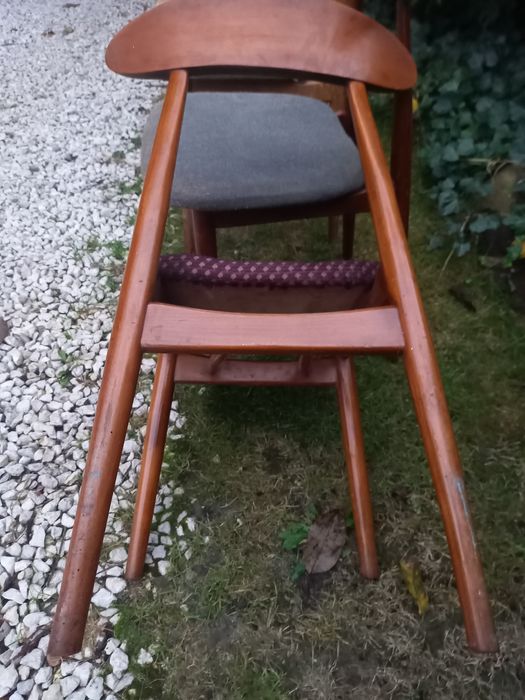 Rezerwacja Krzesła Hałas A 5908 krzesło prl