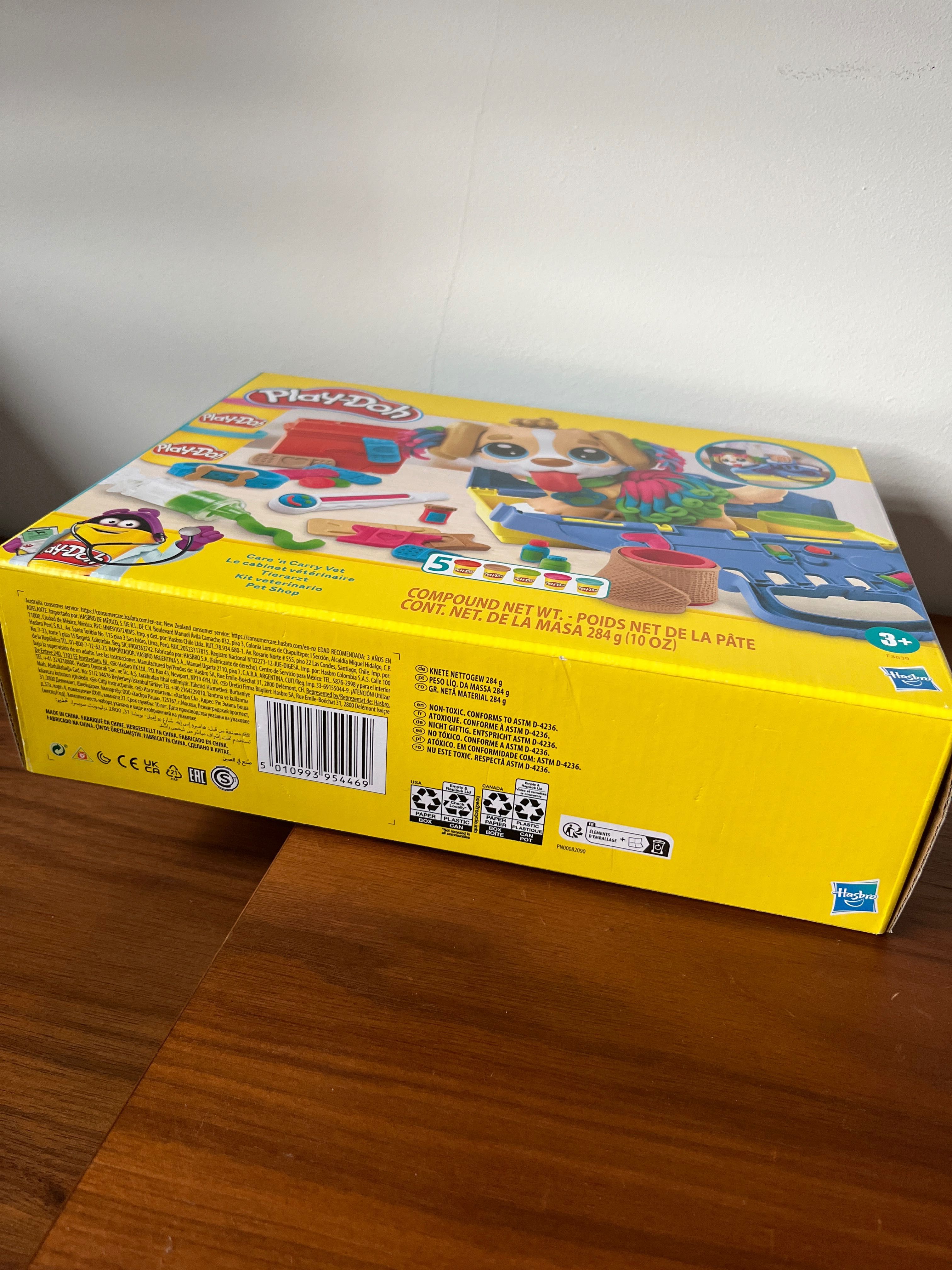 Hasbro Ciastolina Play Doh Wizyta u weterynarza weterynarz pesek F3639