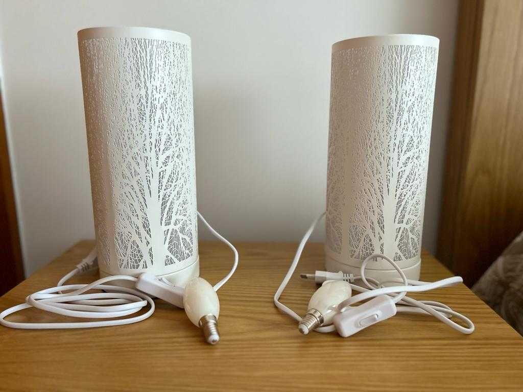 2 candeeiros de mesa