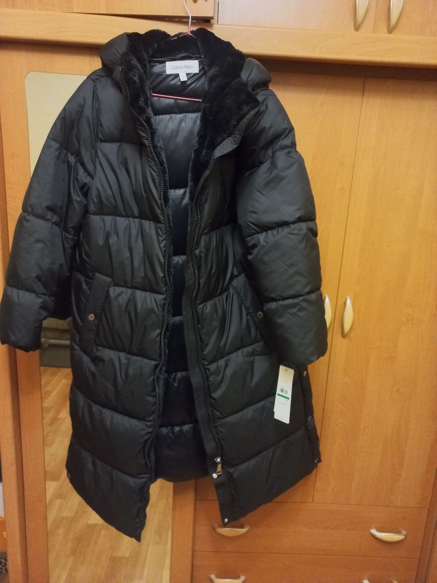 Продам новый пуховик Calvin Klein (L) оригинал