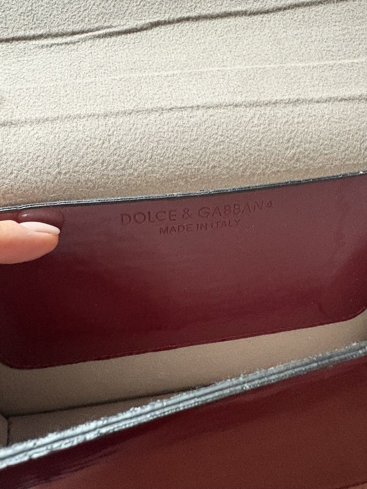 Bordowa torebka Dolce&gabbana niwa