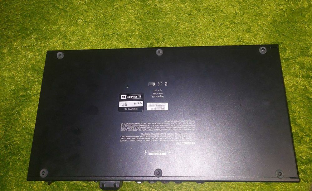 Продаю гитарный процессор Lines X FX100