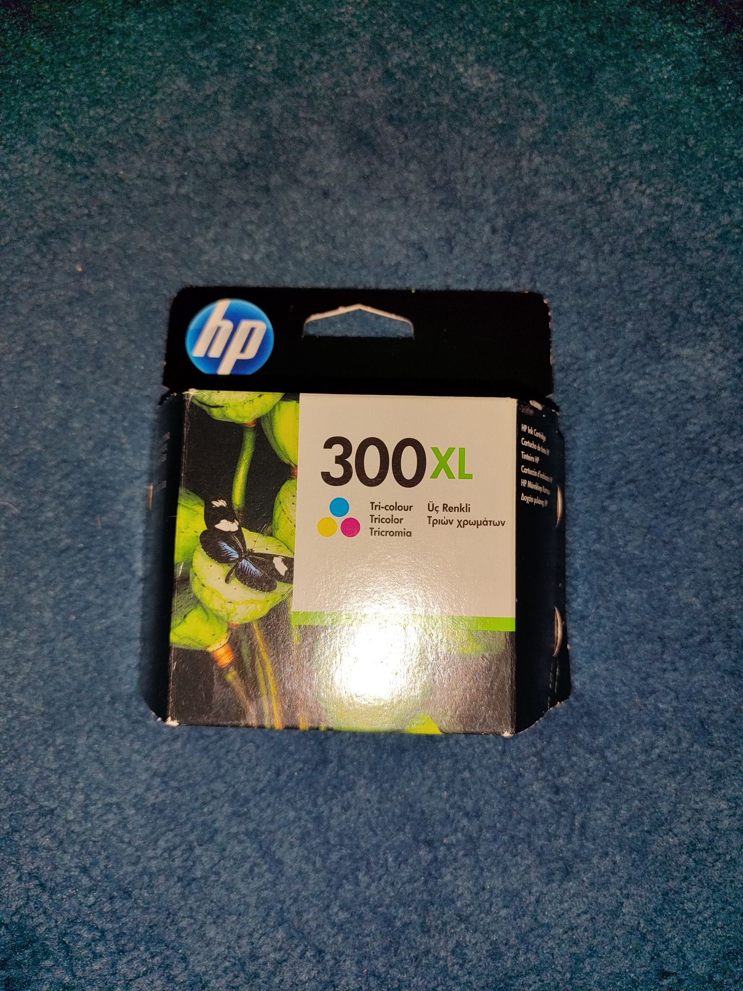 Vende-se tinteiro HP 300 XL Tri-Color, original e fechado.