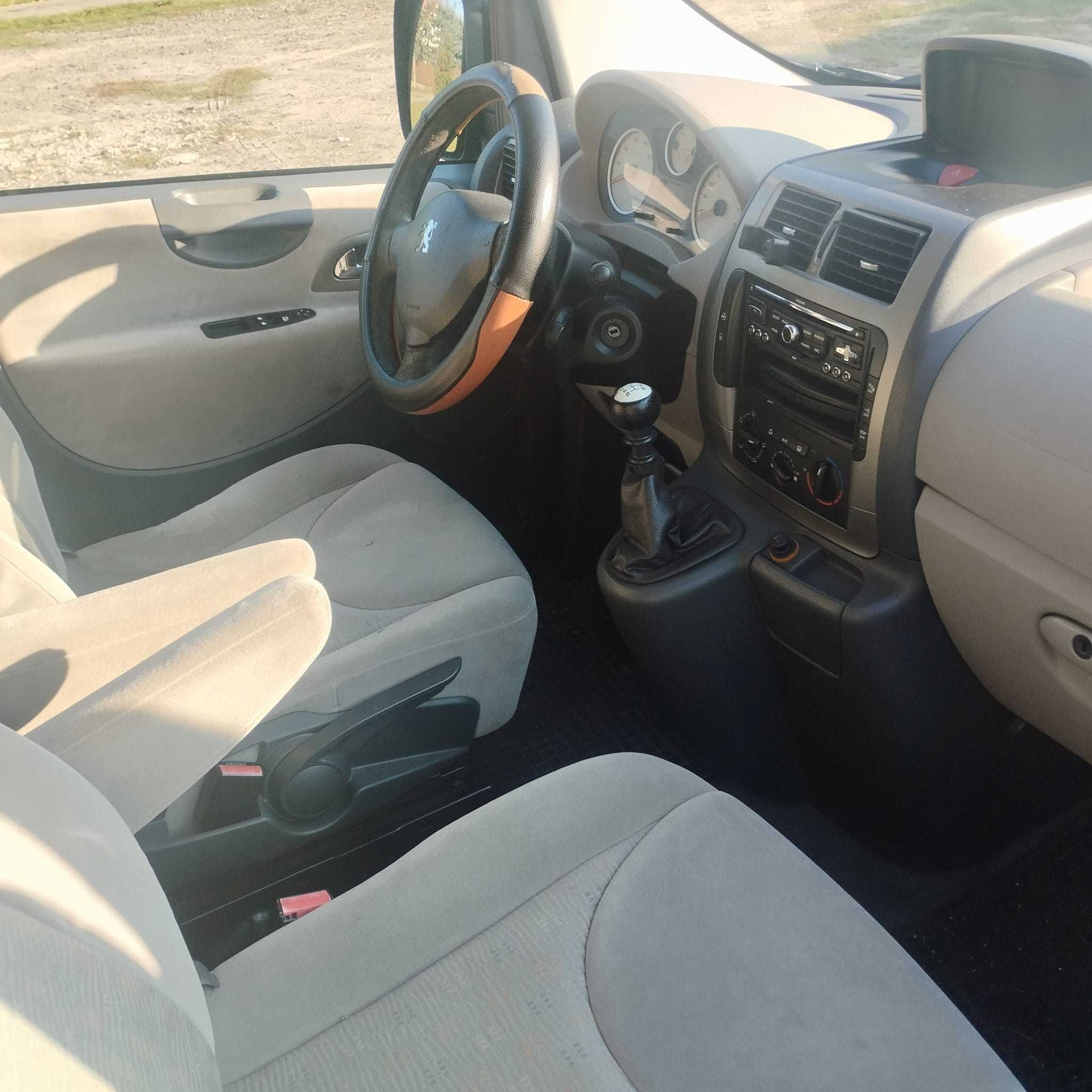 Sprzedam Peugeot Expert 163 KM, L2,8MC ,Navi