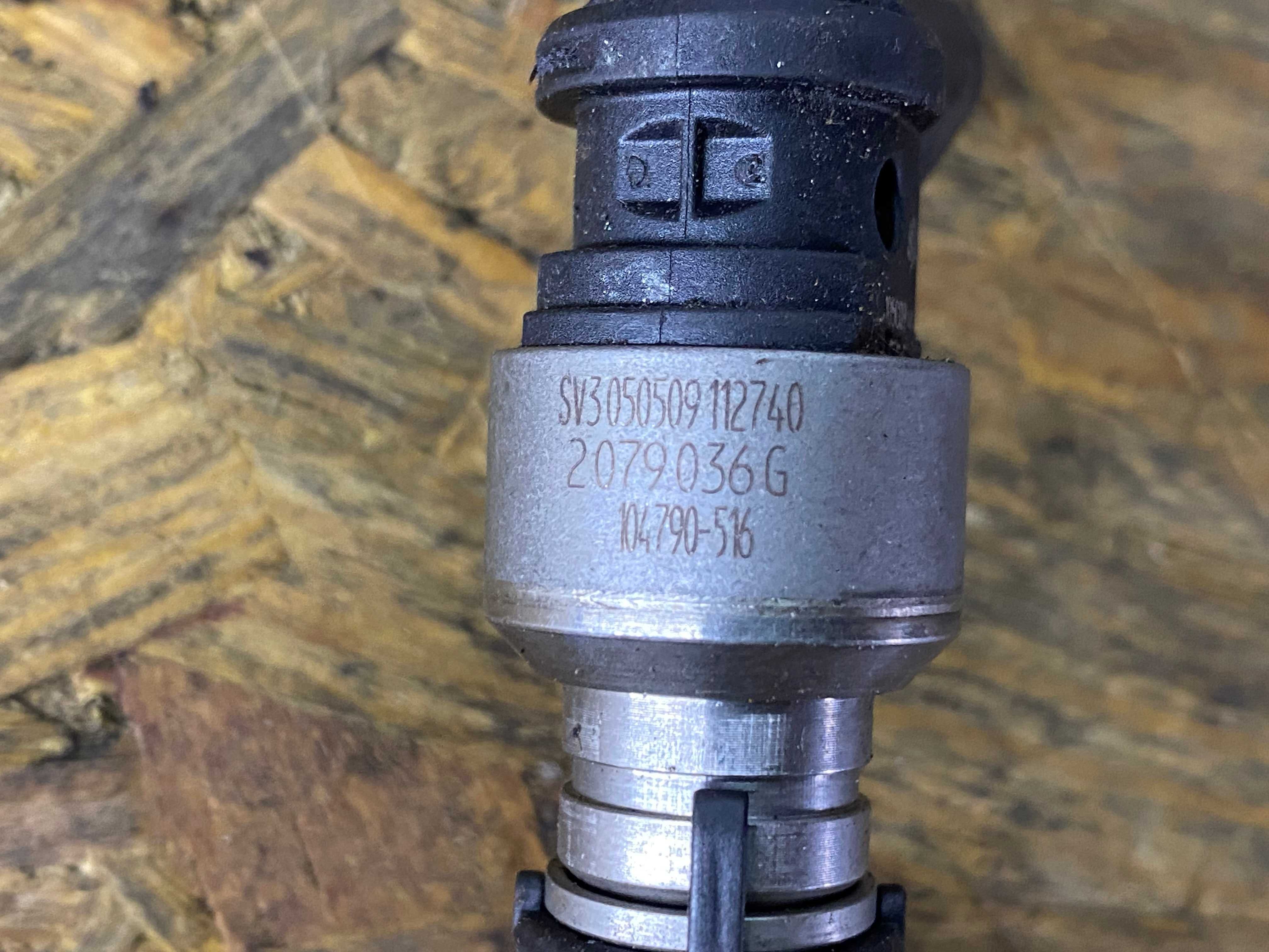 Wtrysk Wtryskiwacz Audi A8 D4 4.2 TFSI