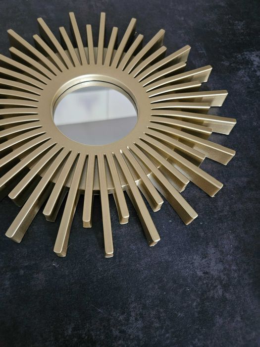 Dekoracja zestaw 3 luster w złotych ramkach do domu zawieszki