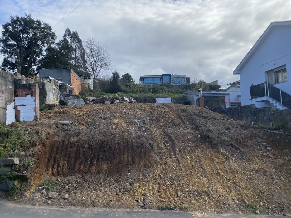 Vendo terreno baguim do monte