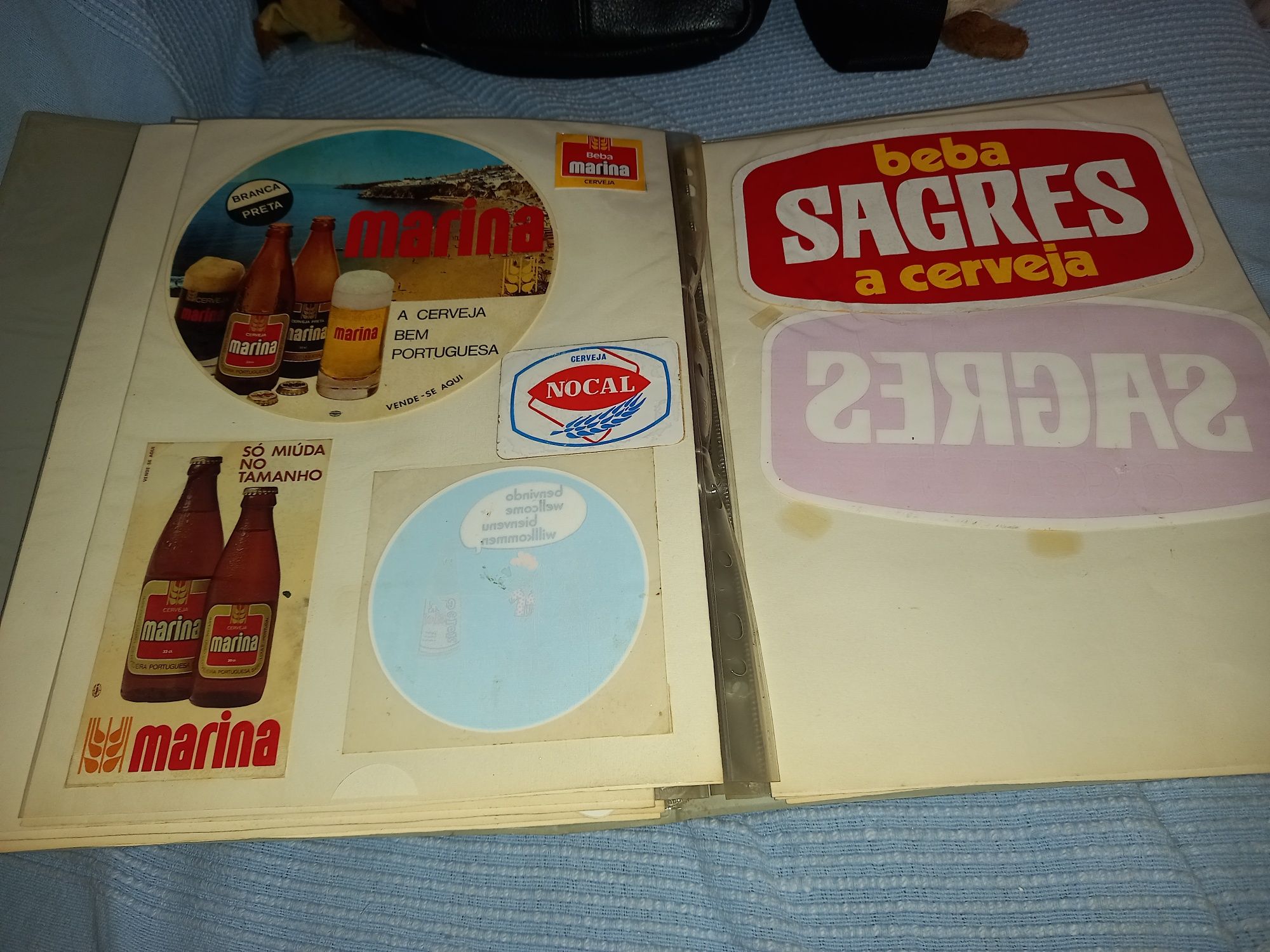 Pasta com stickers antigos